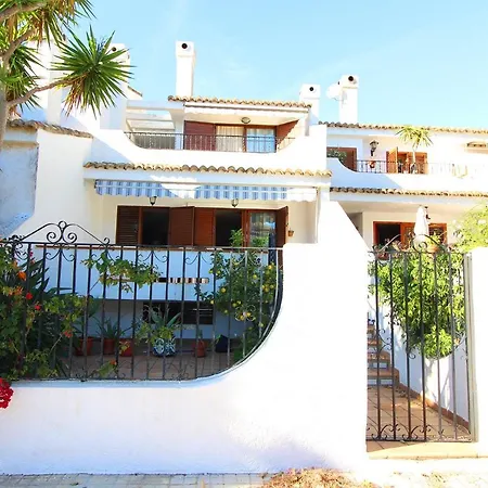 בית נופש Global Properties, Adosado En La Playa Con Piscina *